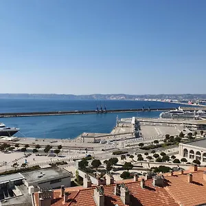 Vieux-port, Panier, Magnifique Avec Vue Sur Marsiglia