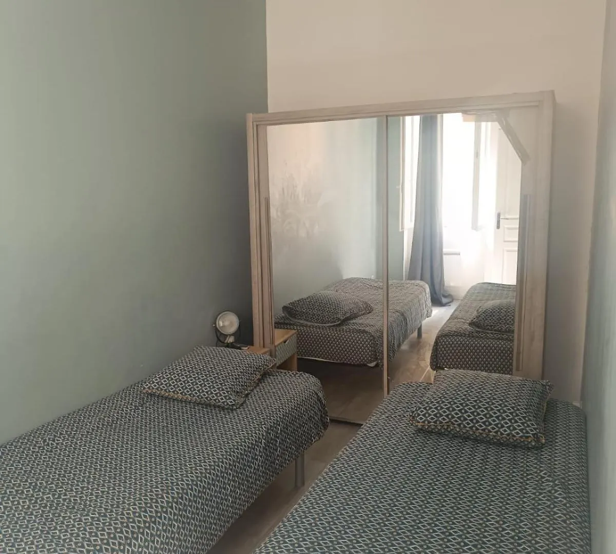 Beau 2 Pieces Vieux Port De Marseille Apartment 0*,